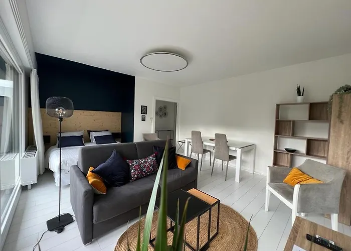 High Class Apartment Paris 15
